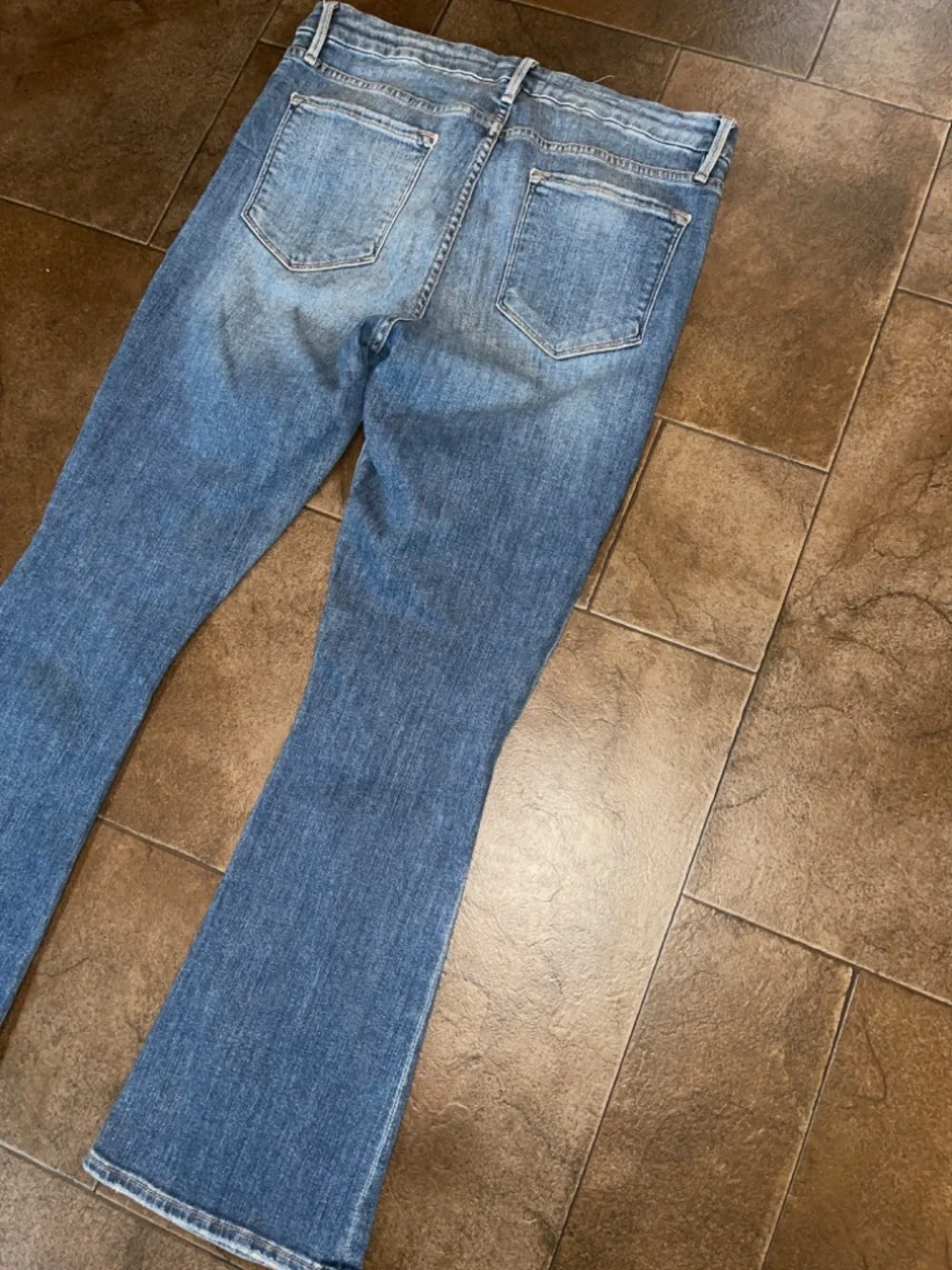 Frame Women's Denim Jeans Le Crop Mini Boot Distressed Stony Creek Size 31 - Picture 9 of 10